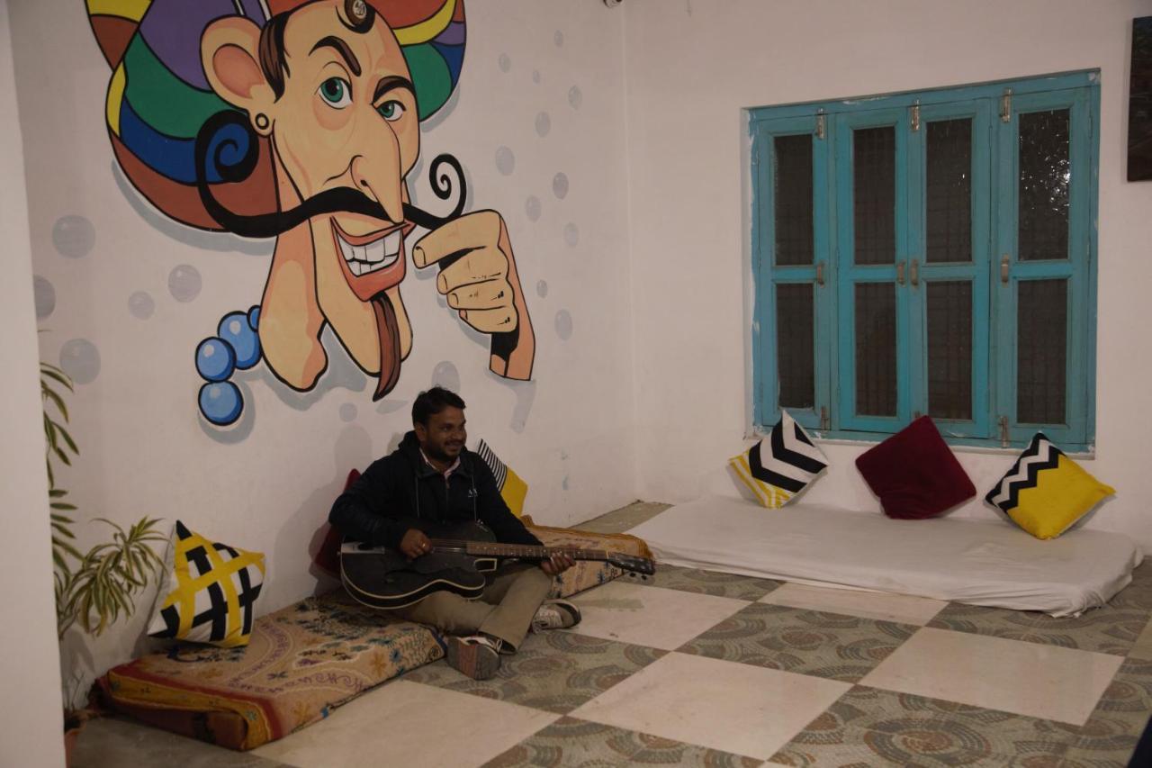 Moustache Khajuraho Hostel Ngoại thất bức ảnh