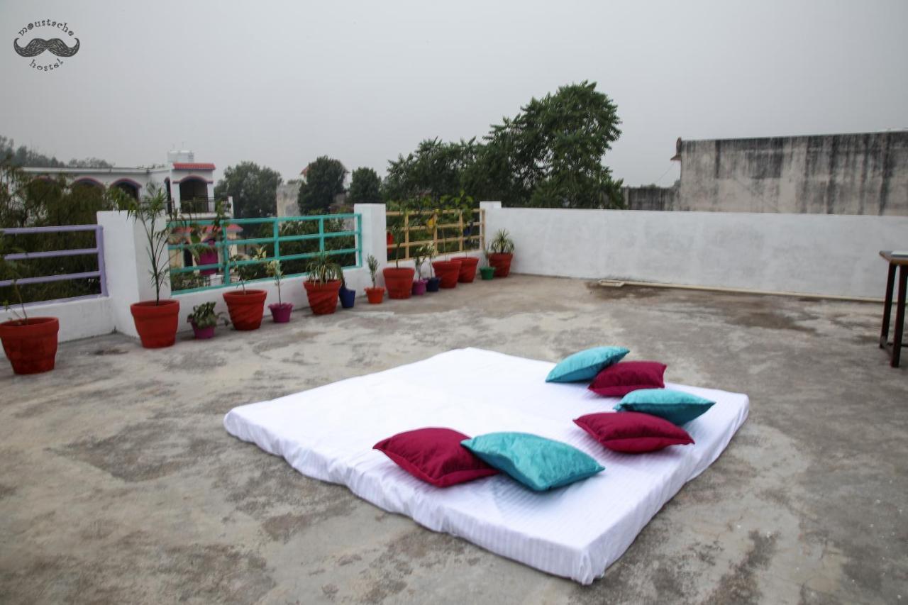 Moustache Khajuraho Hostel Ngoại thất bức ảnh
